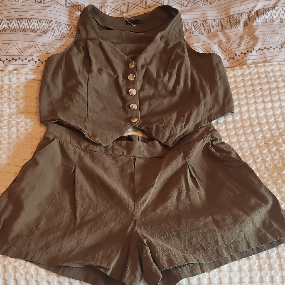Olive Green Women's Shorts Set